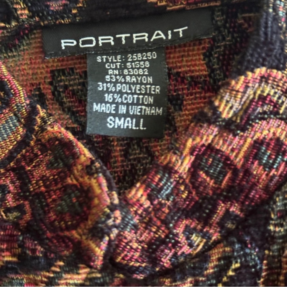 Portrait Multicolor Patterned Jacket - Picture 5 of 5